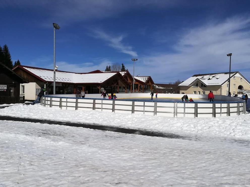 Gite Le P'Tit Chasseral Maîche Екстериор снимка
